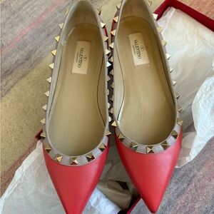 Valentino Garavani Pink Rockstud Flats